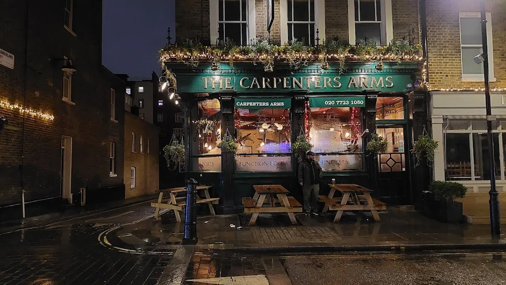 Carpenters Arms