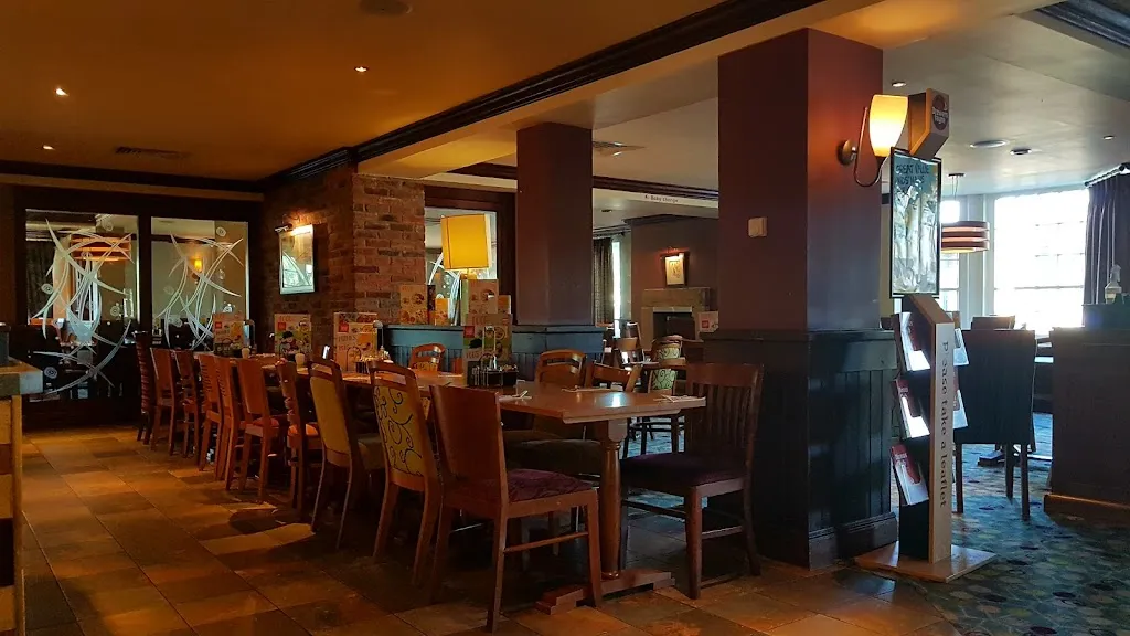 Chequers Corner Brewers Fayre