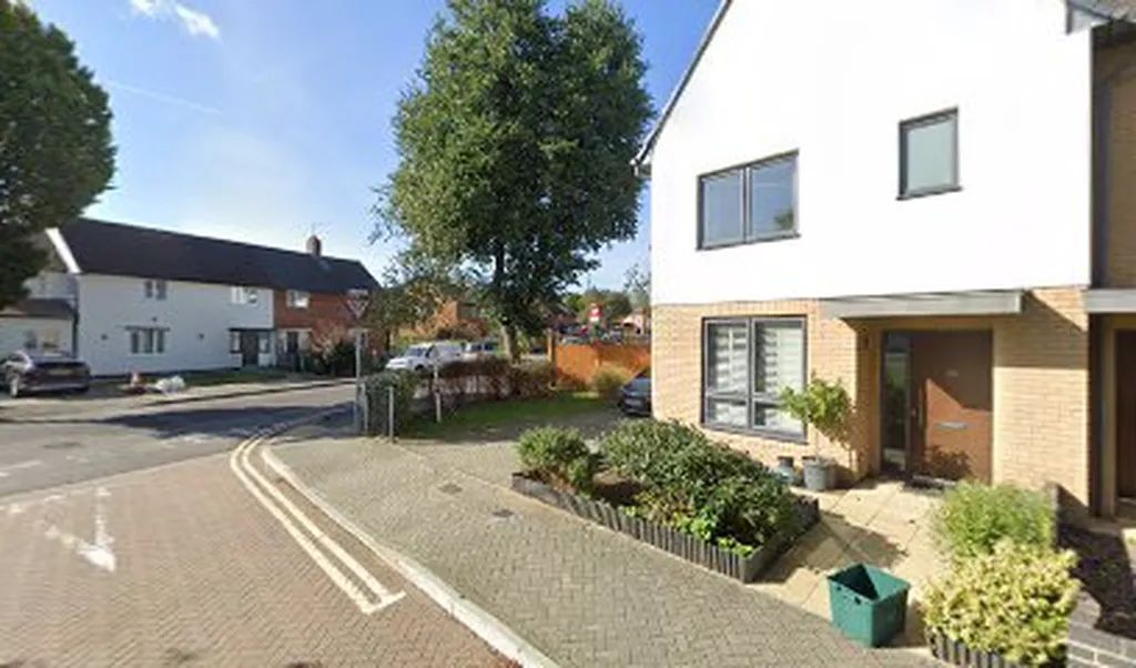 Chilham Way (Stop N)