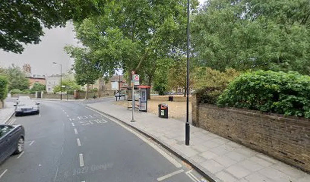 Church Crescent (Stop X)
