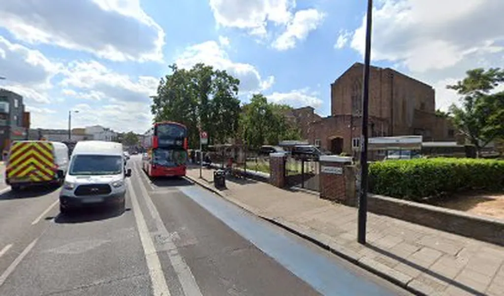Clapham Road / Bedford Road (Stop C)