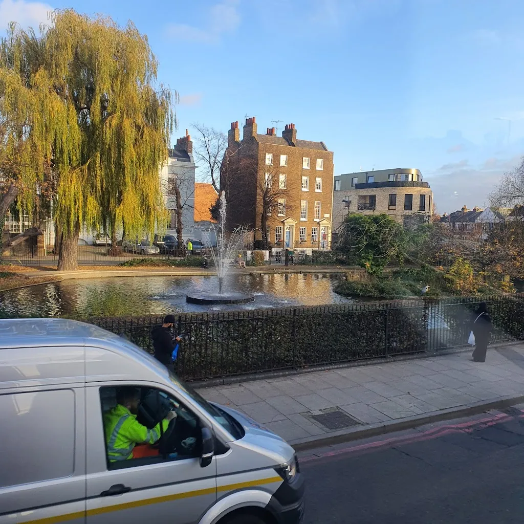 Clapton Pond (Stop E)