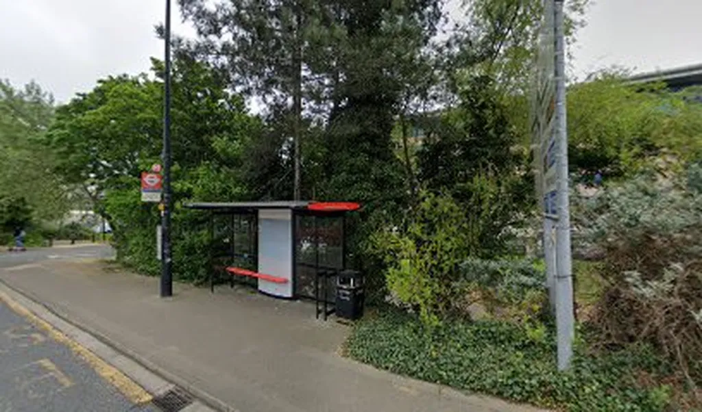 Connaught Bridge (Stop M)