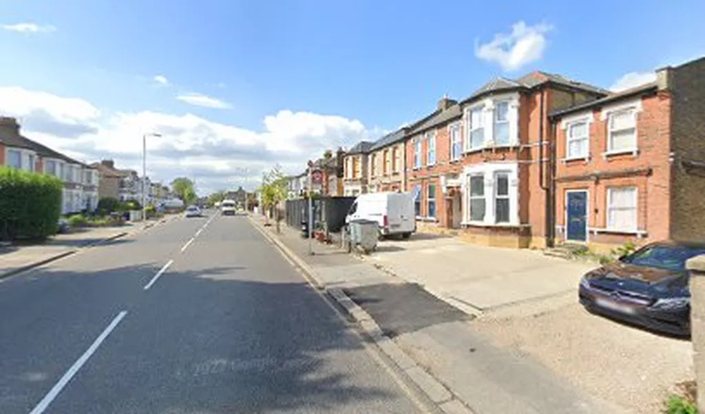 Cranbrook Road (Stop VY)