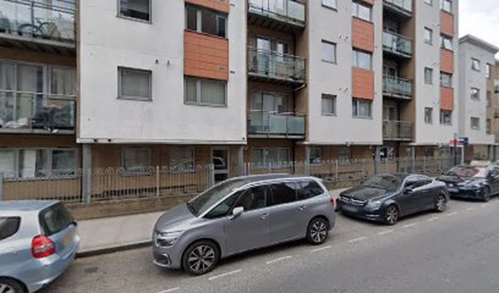 Cranwell Close (Stop BP)
