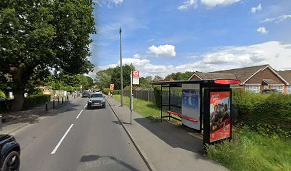 Crofton Road Starts Hill Road (Stop HL)