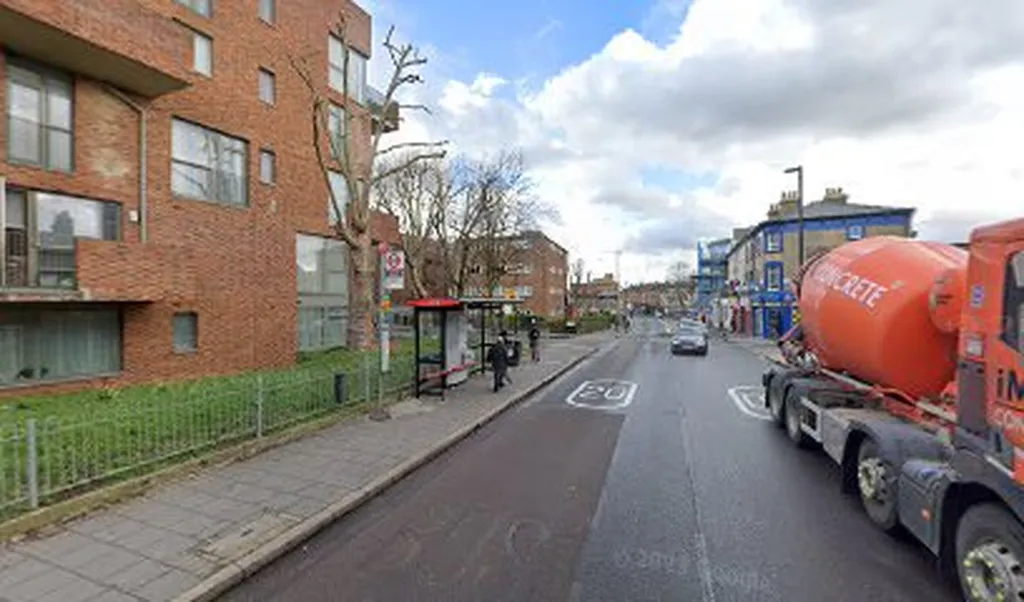Crouch Hill Station (Stop CL)