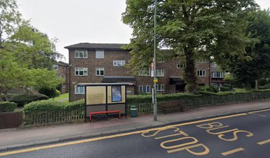 Cumberland Road (Stop H)
