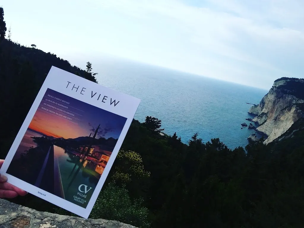 CV Villas