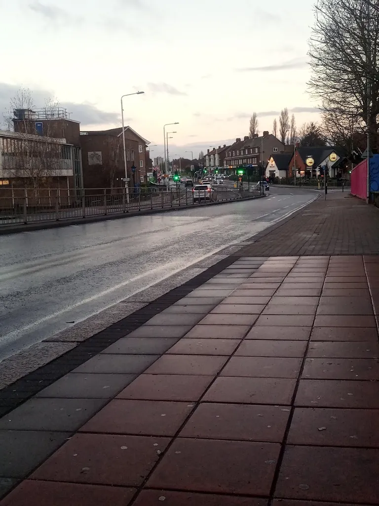 Dagenham East Station (Stop C)