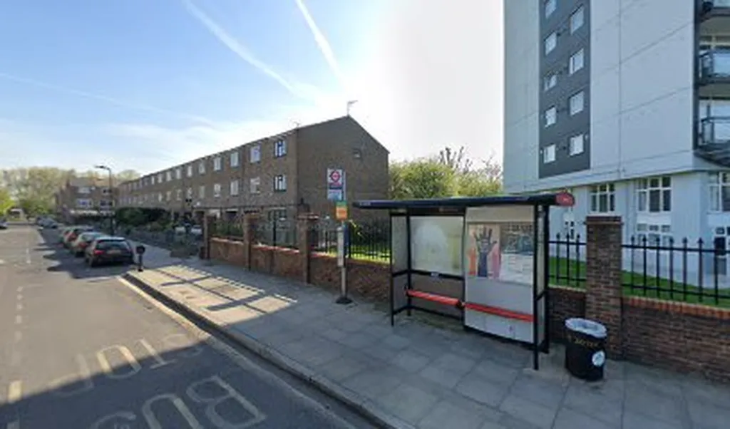 Daubeney Road