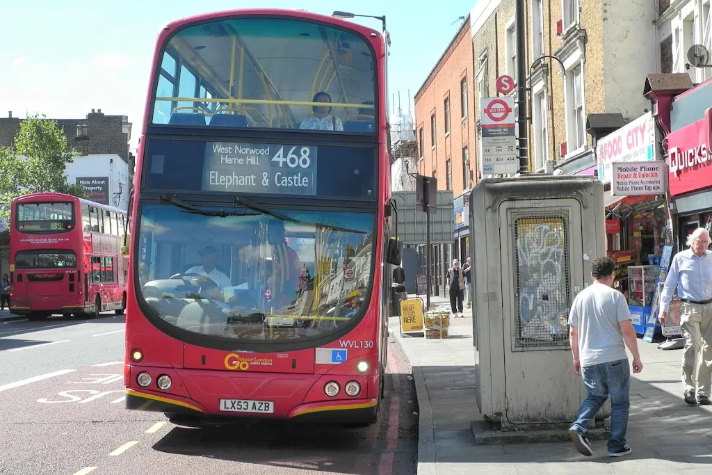 Denmark Hill / Camberwell Green (Stop S)