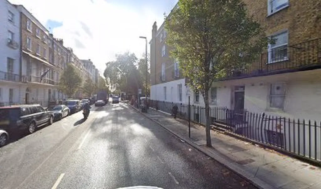 Dorset Square Marylebone Station (Stop 19)