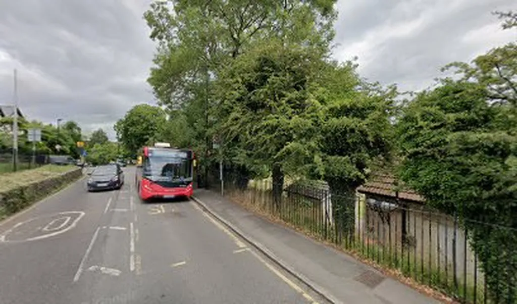 Downs Road (Stop N)