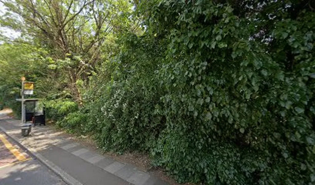 Eaglesfield Road (Stop SL)
