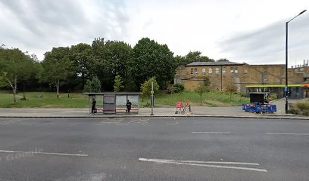 Edmonton Green Station (Stop N)