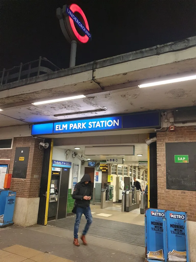 Elm Park Station