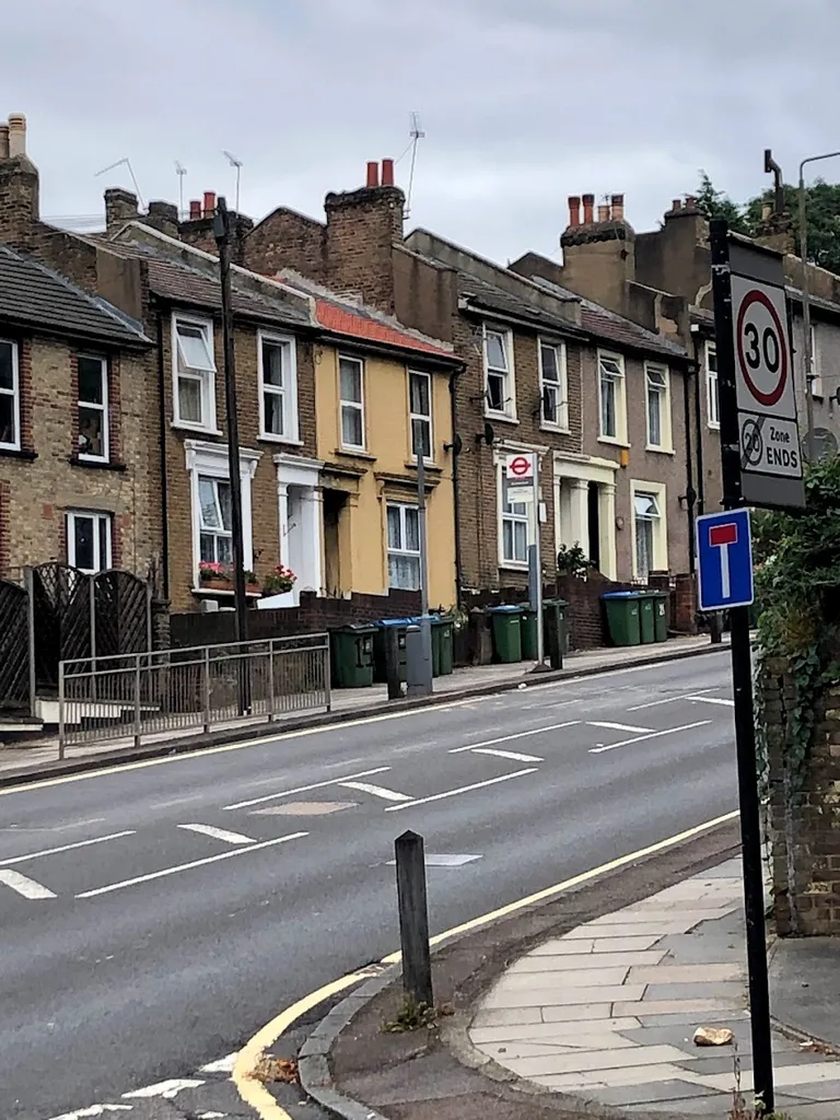 Elmdene Road (Stop WN)