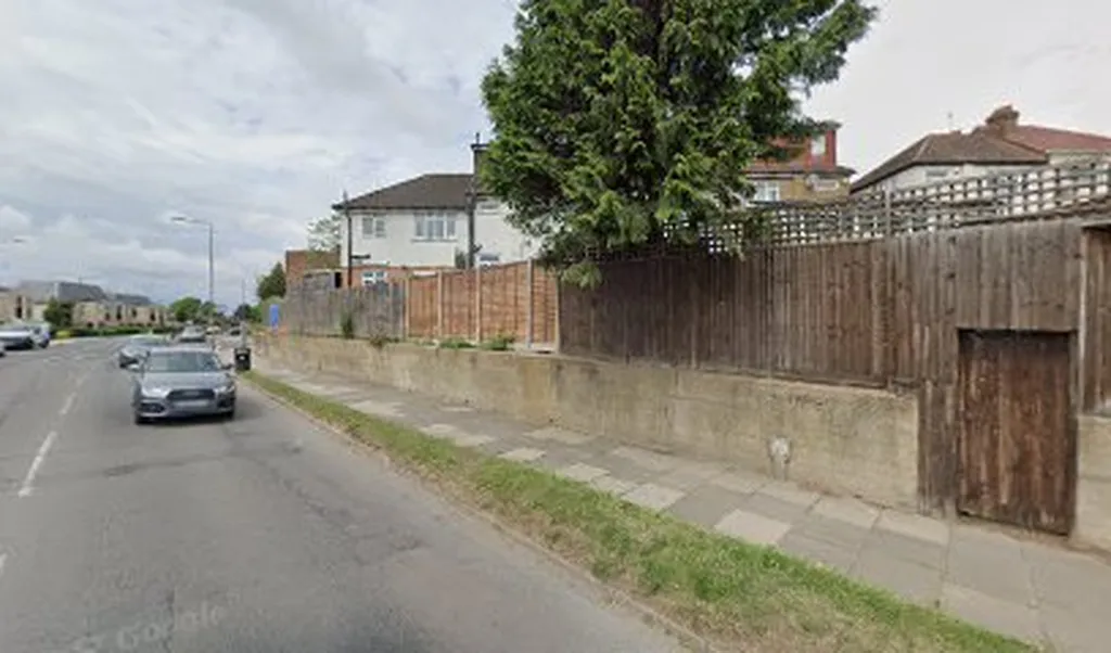 Elton Avenue