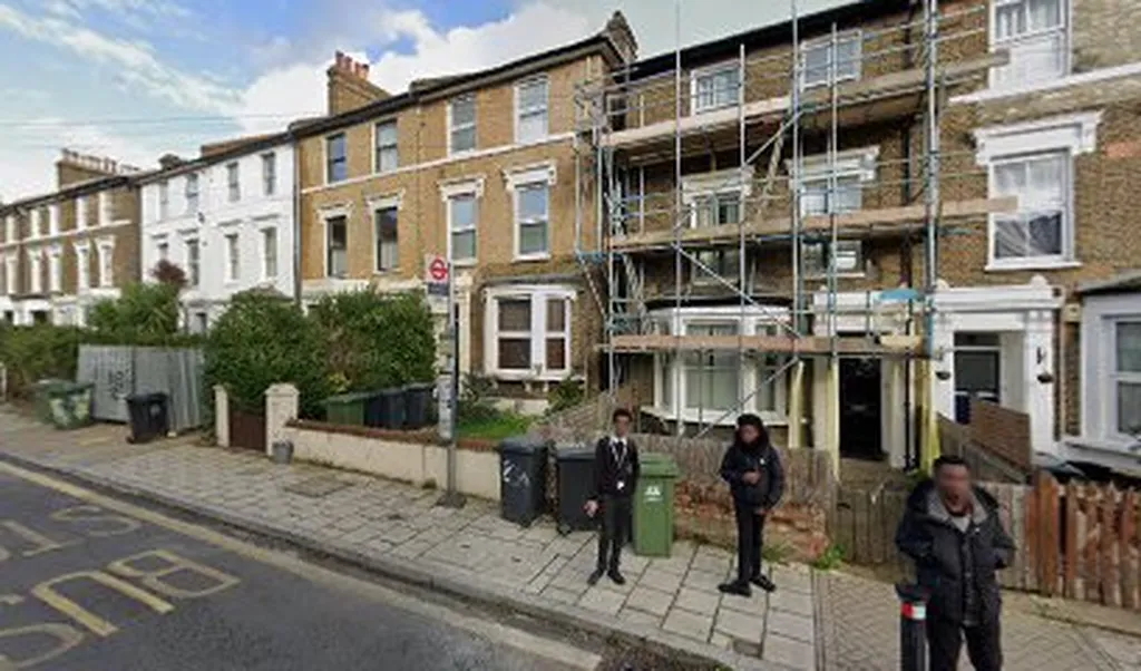 Endwell Road (Stop BH)