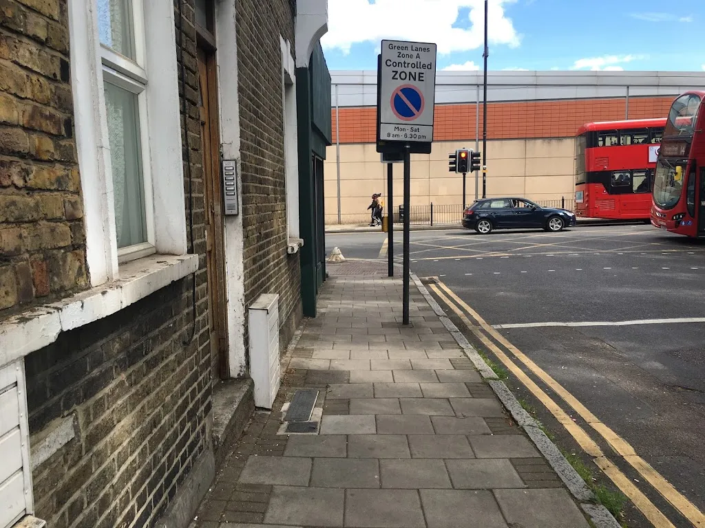 Endymion Road