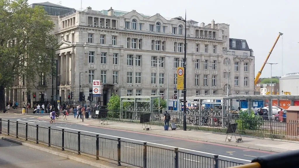Euston Station (Stop H)