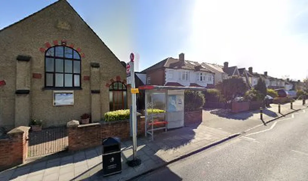 Eylewood Road (Stop A)