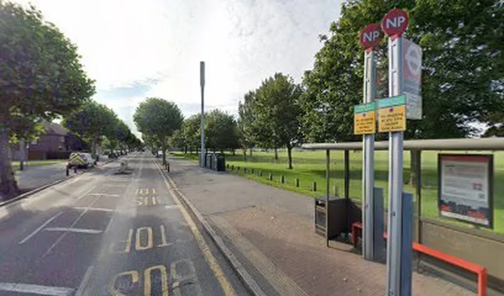Fanshawe Crescent (Stop NP)