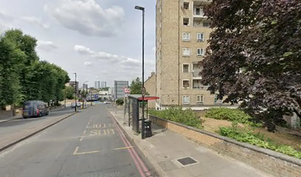 Finchley Road South Hampstead (Stop K)