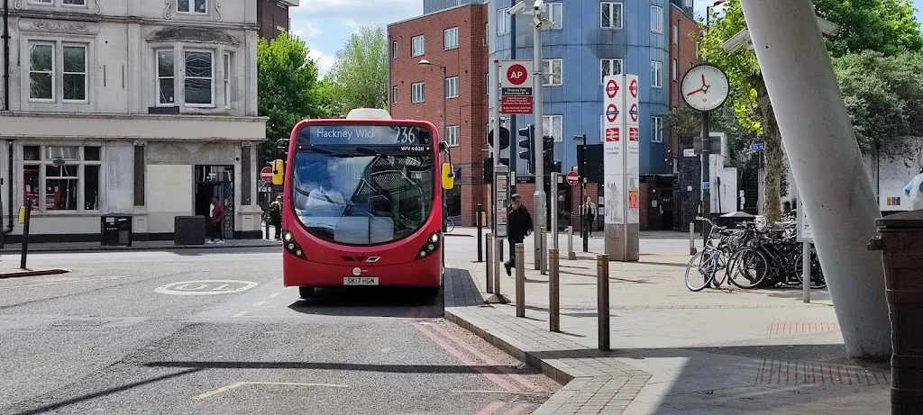 Finsbury Park Interchange (Stop AP)