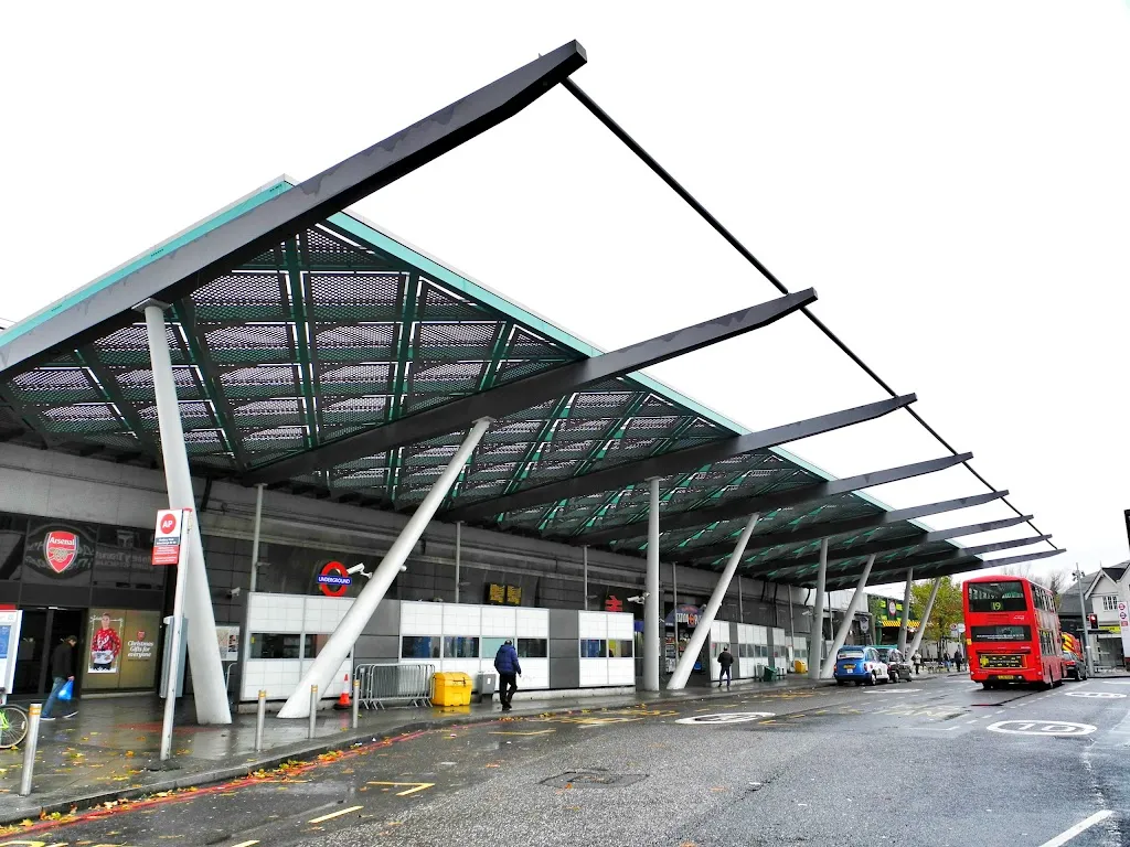 Finsbury Park Interchange (Stop G)