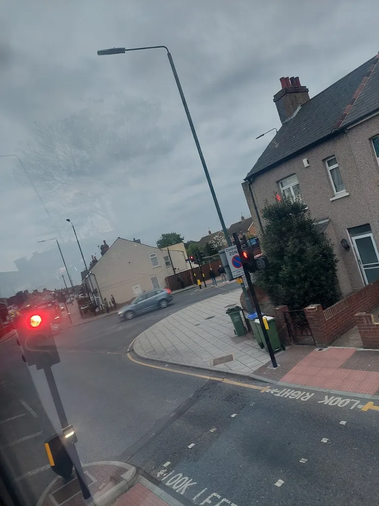 Foresters Crescent (Stop NG)