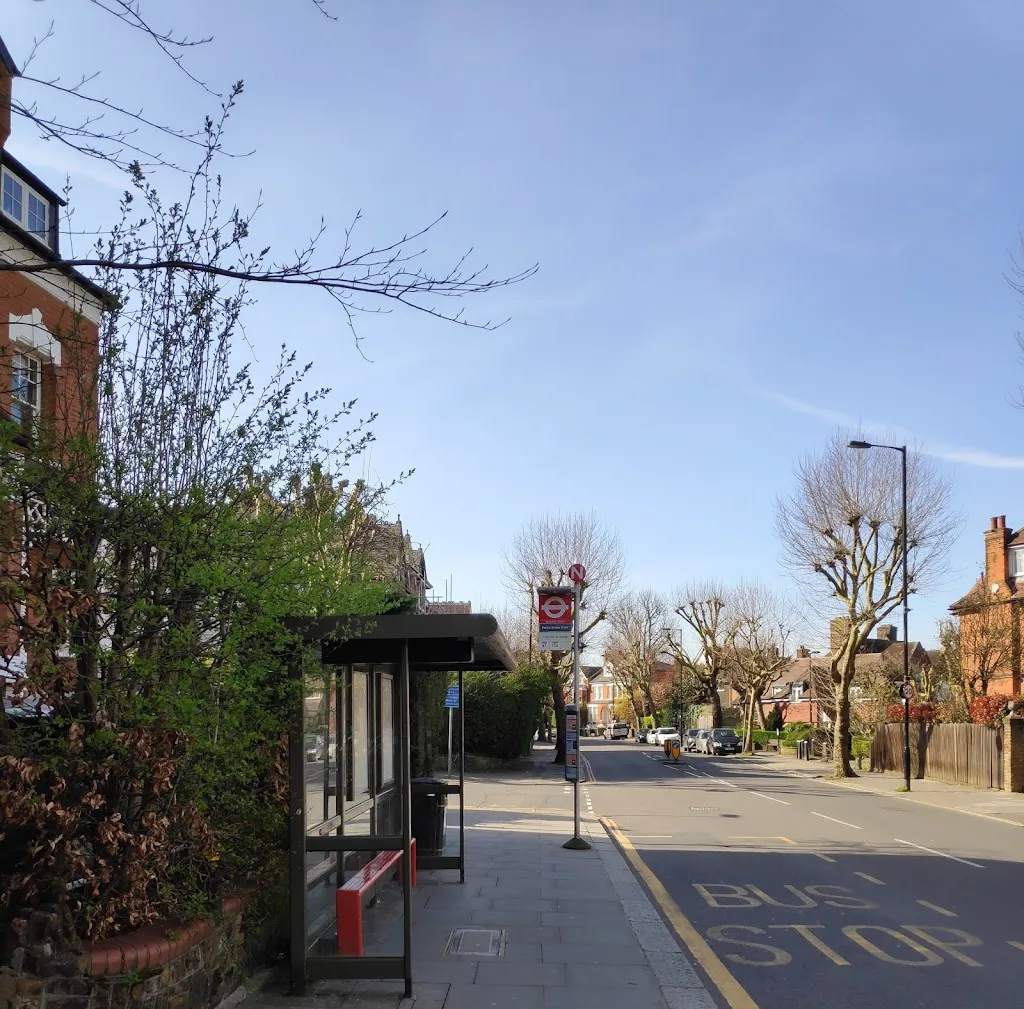 Fortis Green Road (Stop N)