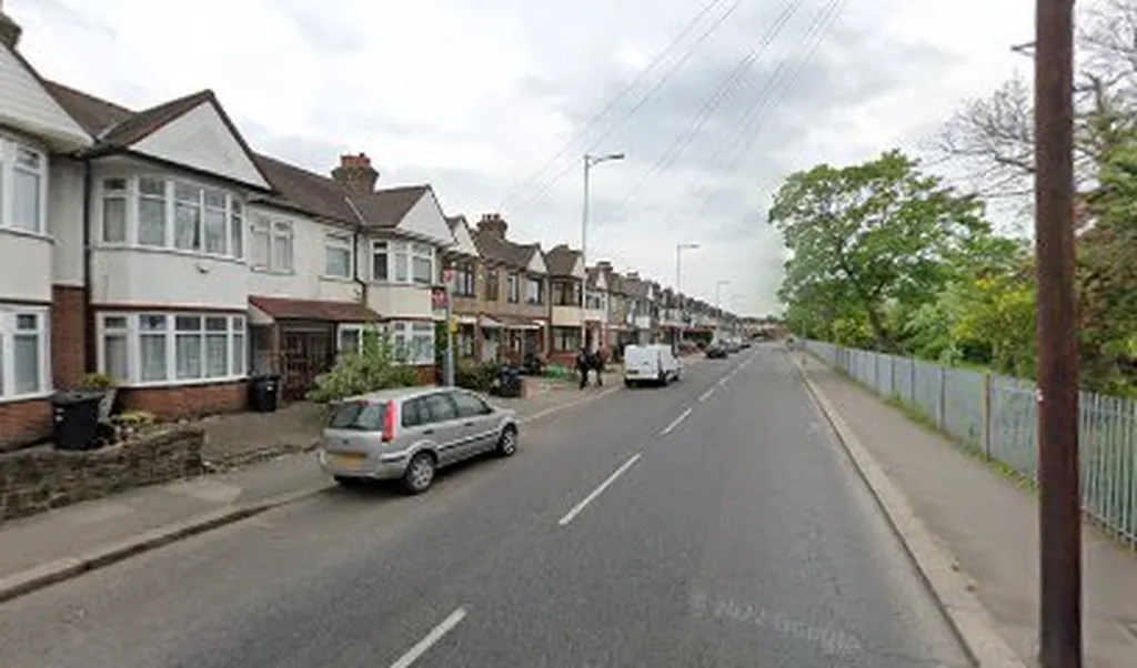 Frimley Road (Stop F)