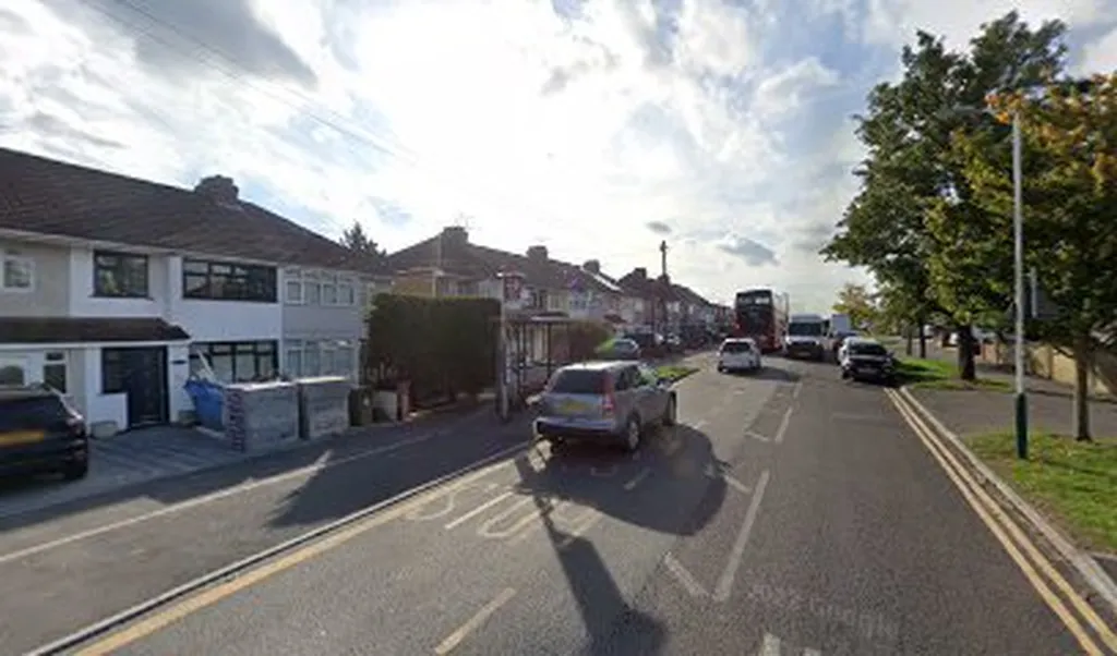 Frinton Road (Stop WB)