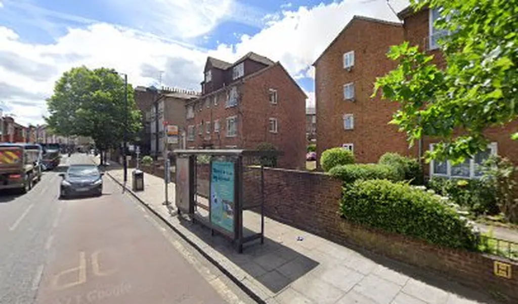 Fulbrook Road (Stop TT)