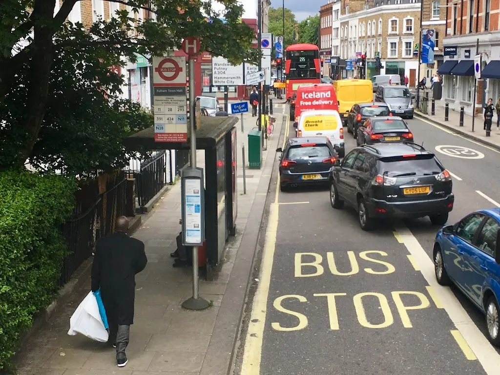 Fulham Town Hall (Stop H)