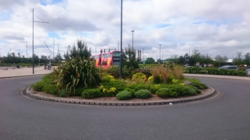 Gallions Reach Shopping Park (Stop AP)