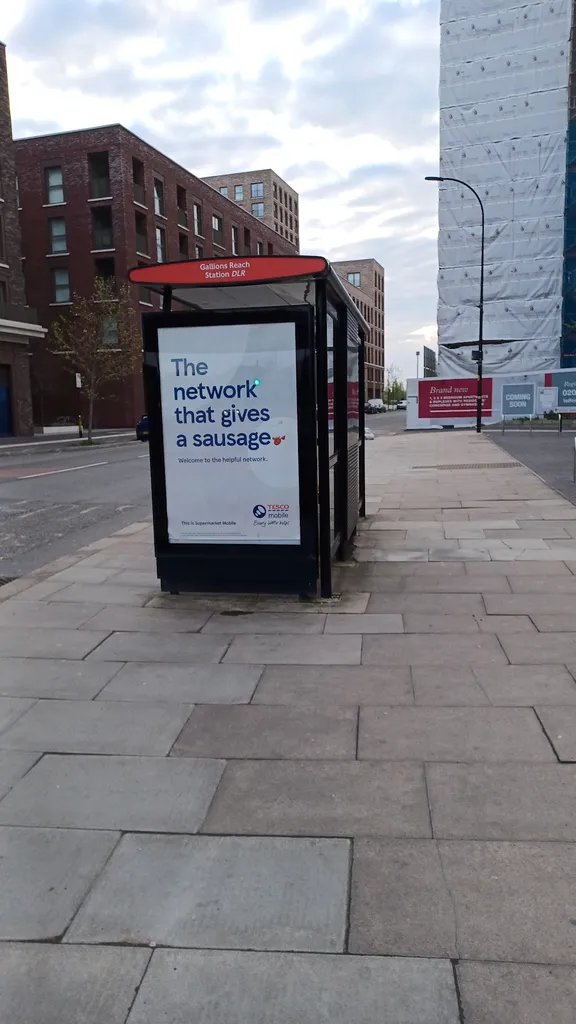 Gallions Reach Station (Stop D) 1 Gallions Reach Station (Stop D)