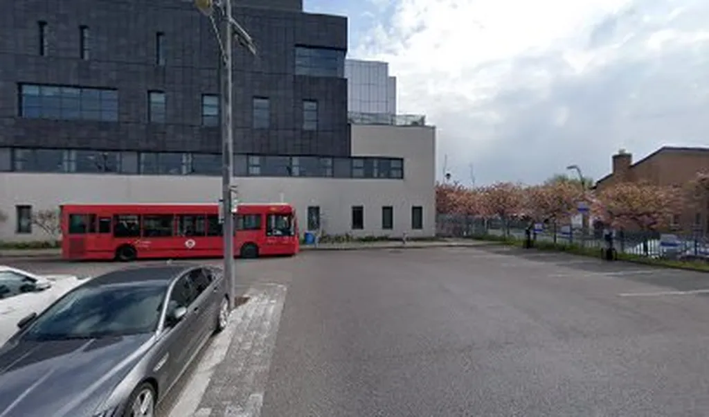 Gateway Surgical Centre (Stop HS)