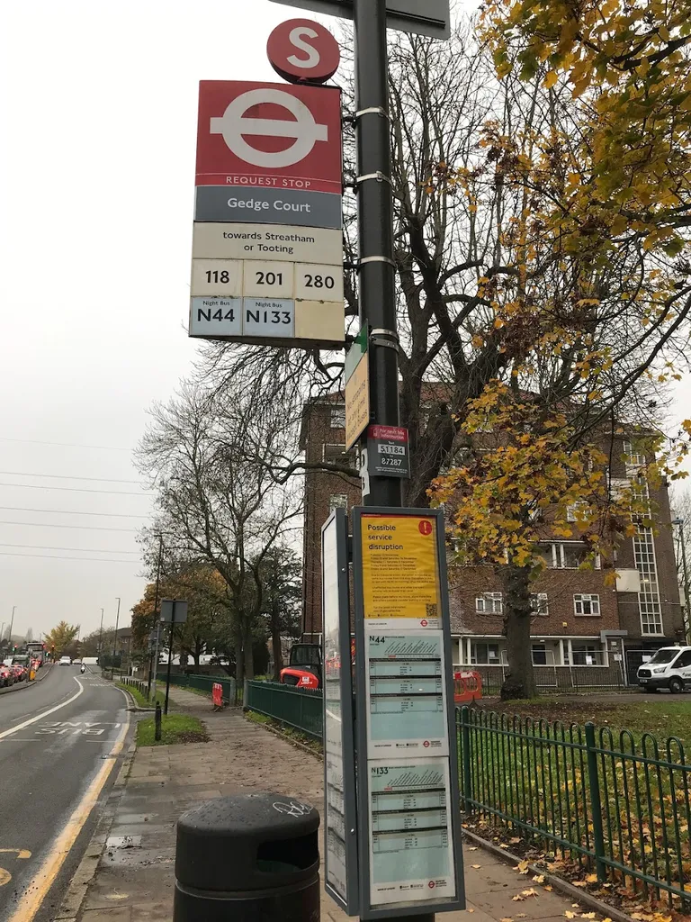 Gedge Court (Stop S)