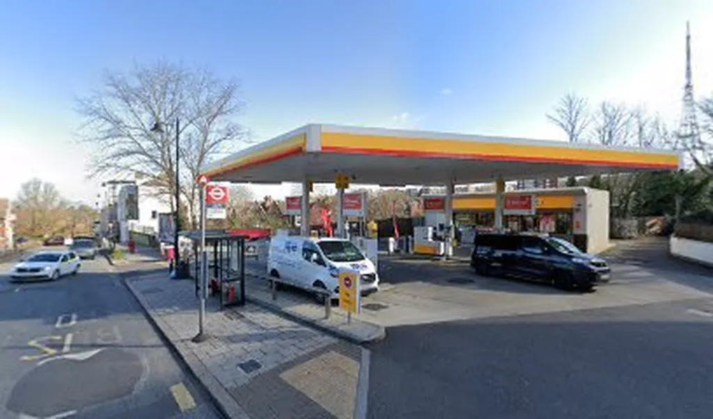 Gipsy Hill Station (Stop A)