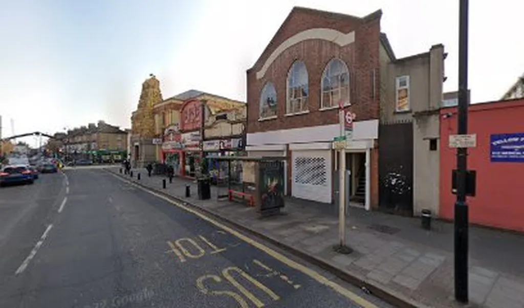 Gladstone Avenue (Stop U) 1 Gladstone Avenue (Stop U)