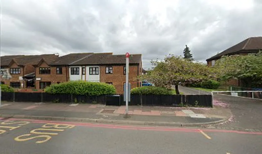 Glebe Way (Stop P)