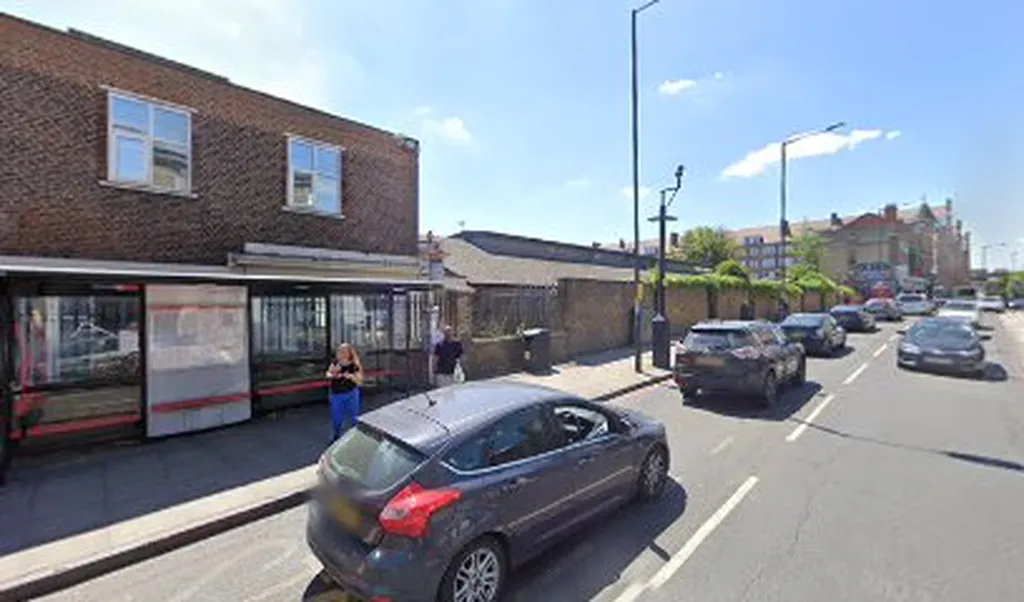 Glyn Road (Stop M)