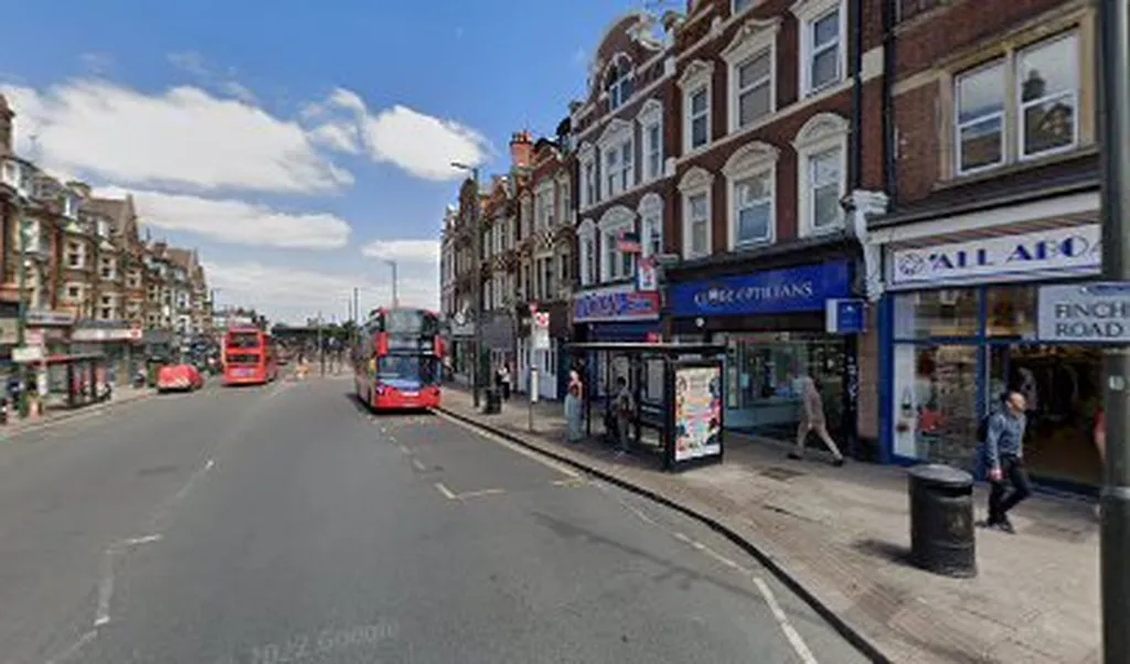 Golders Green (Bay GL) 1 Golders Green (Bay GL)