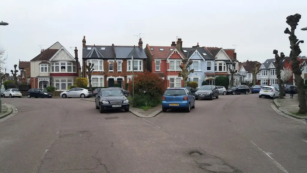 Granville Road West Finchley (Stop LL)