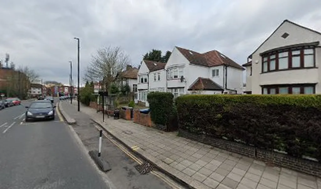 Green Dragon Lane (Stop T)