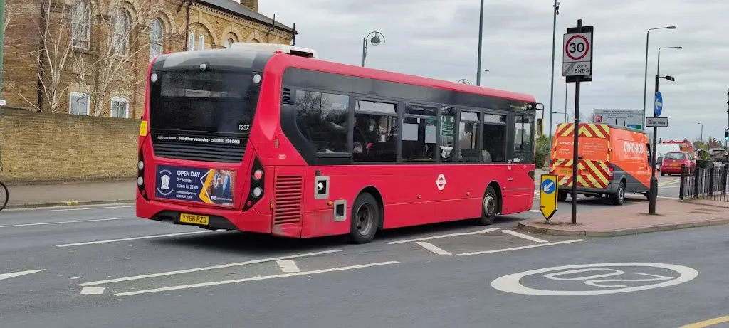 Green Man Roundabout (Stop N)