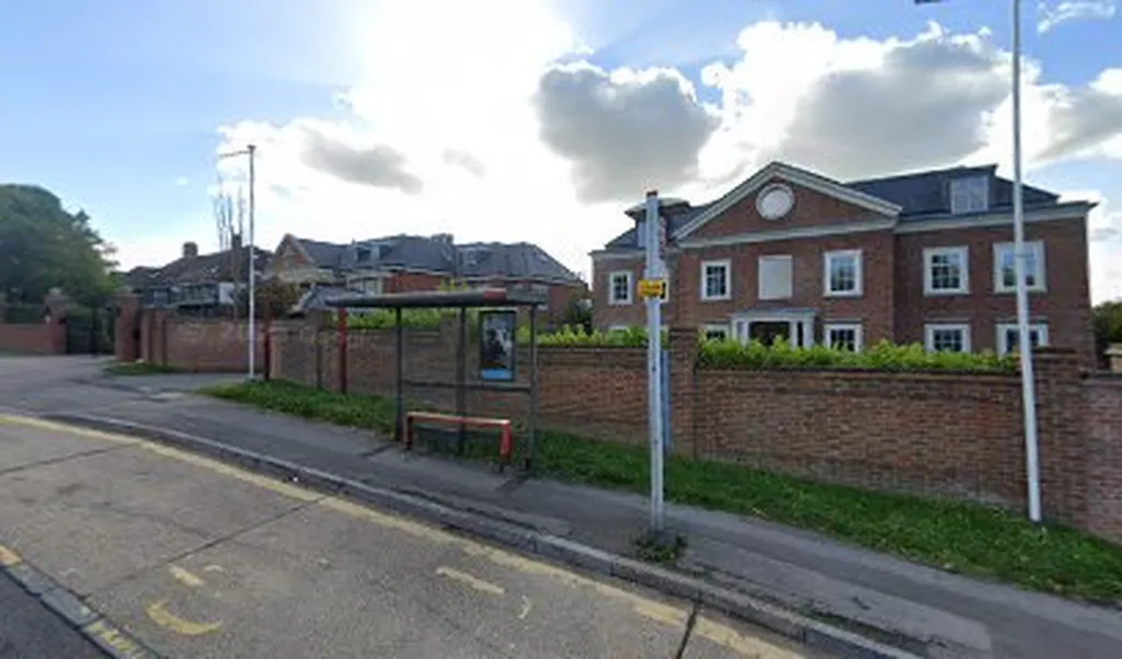 Greenoak Place